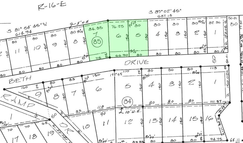 Massey Point - Eufaula Lake - Unit 6, Block 85, Lots 5,6,7 in Pittsburg County, OK