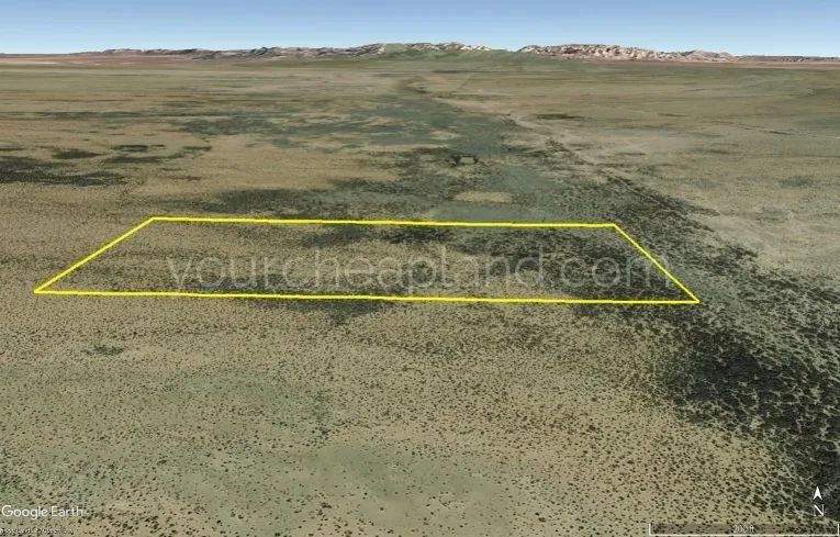 Decorative background for Hudspeth County Deals - 20 Acres Green River Valley image 7