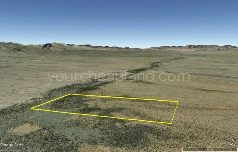 Decorative background for Hudspeth County Deals - 20 Acres Green River Valley image 8