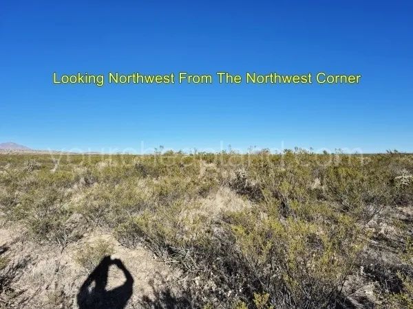 Decorative background for Sky High Ranches - Unit 5 Lot 3 image 6