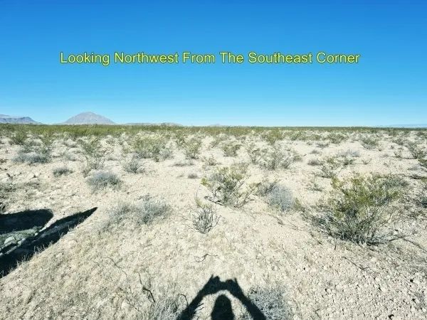 Decorative background for Sky High Ranches - Unit 5 Lot 8 image 10