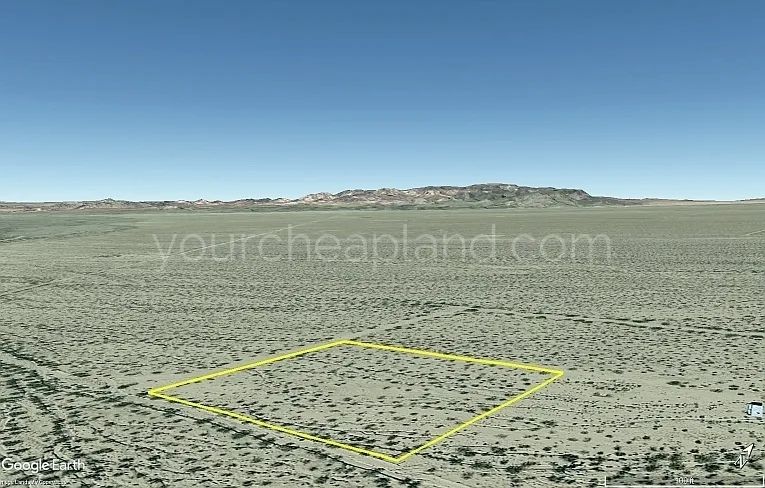 Decorative background for Mohave County - Yucca Valley Ranchos, Unit 23, Lot 248 image 5