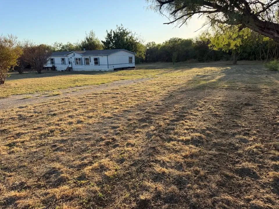 2.88 Acres - Home Site for a Home or Mobile Home, Iowa Park TX - Image 4