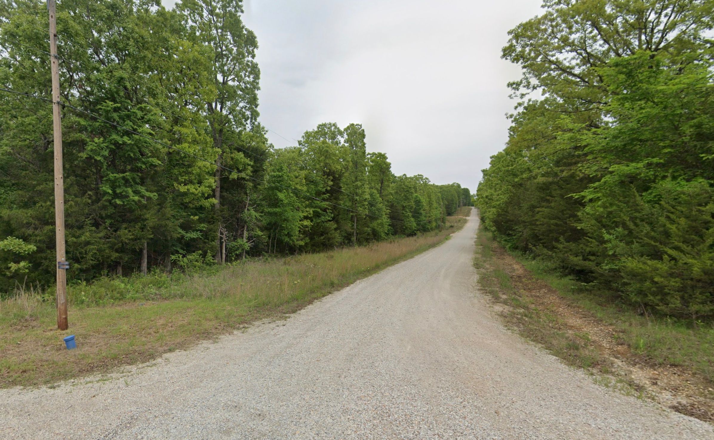 1521 DEWBERRY LN, HORSESHOE BEND, AR 72512 in Izard County, AR