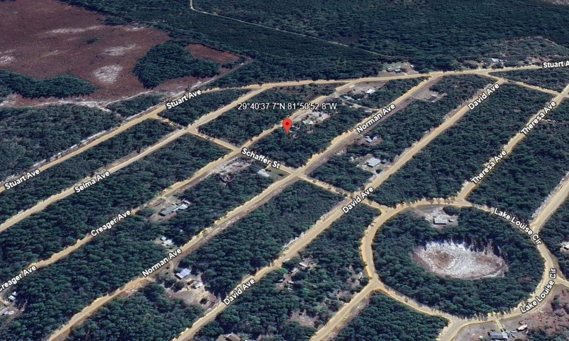 Decorative background for 119 CREAGER AVE, INTERLACHEN, FL 32148 image 9