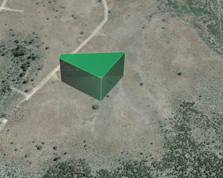 Own 1.52 Acres of Raw, Untamed Oregon Wilderness – No Bull, No Beauty! in Klamath County, OR
