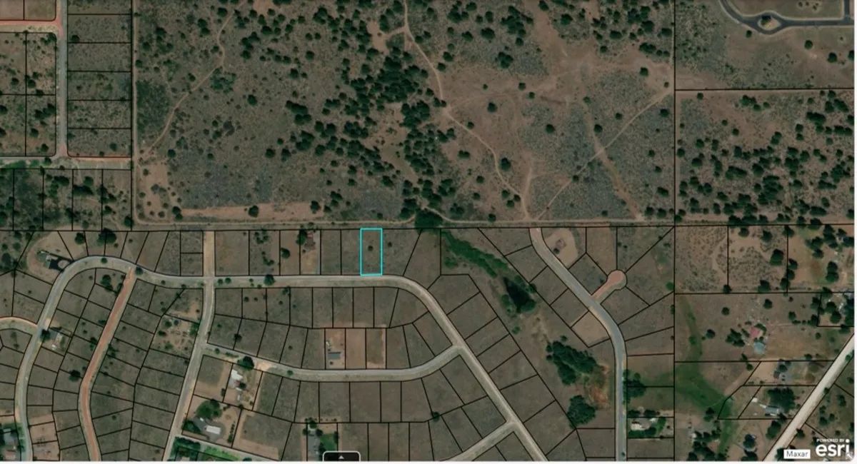 0.52-Acre Buildable Lot Near Agency Lake – Zoned R-2 – Ready for Development in Klamath County, OR