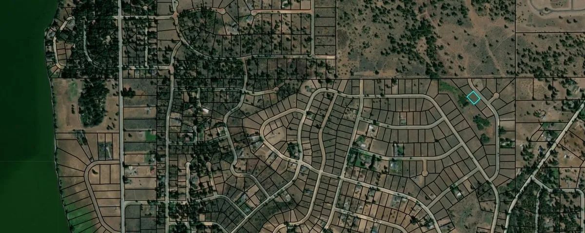 .43 Acres – Buildable Lot with Pond & Utilities in Lakeside Community - Image 3