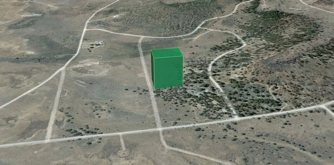 Rare 1.46 Acre off-grid parcel on lower plateau! in Klamath County, OR
