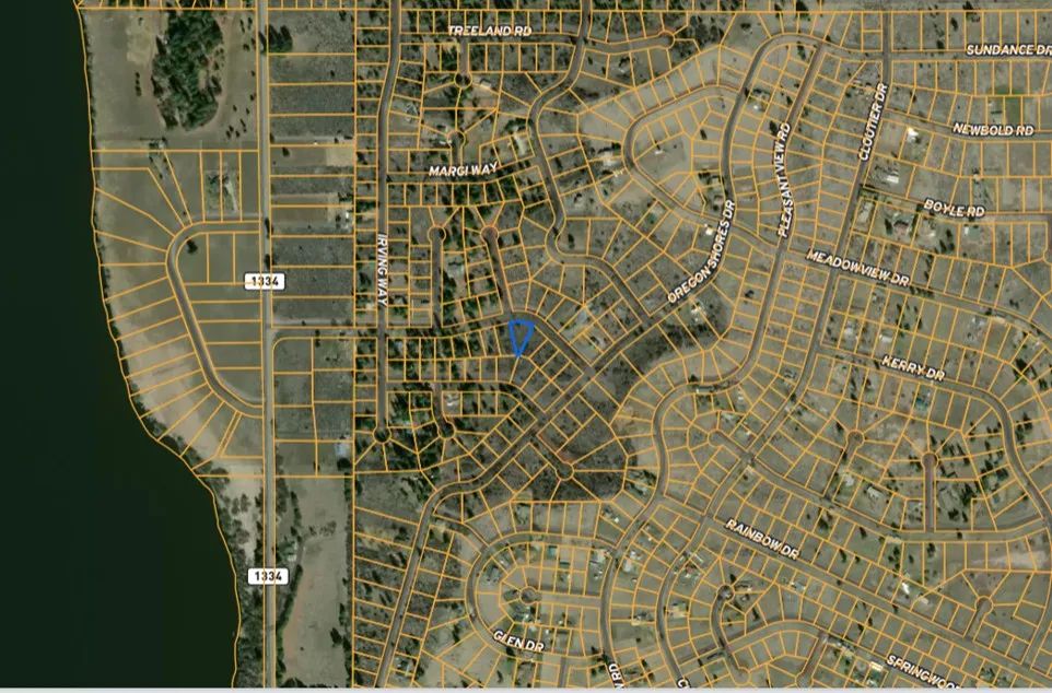 Decorative background for Opportunity awaits on this charming parcel in lakeside community! image 8