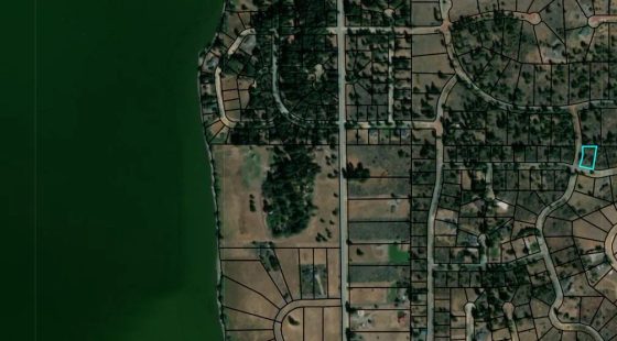 .39 Acre Corner Lot with Utilities & Private Lake Access – Oregon Shores 2, Chiloquin, Oregon in Klamath County, OR