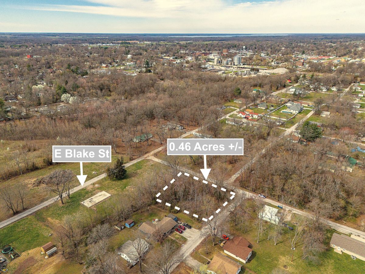 Decorative background for 0.46 Acres Corner Land For Sale In Benton IL image 6