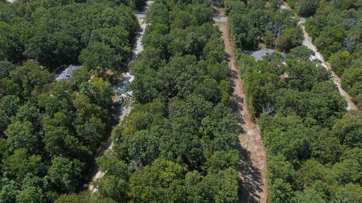 Lake Living Awaits! 0.55 Acres in Horseshoe Bend, AR - Main image