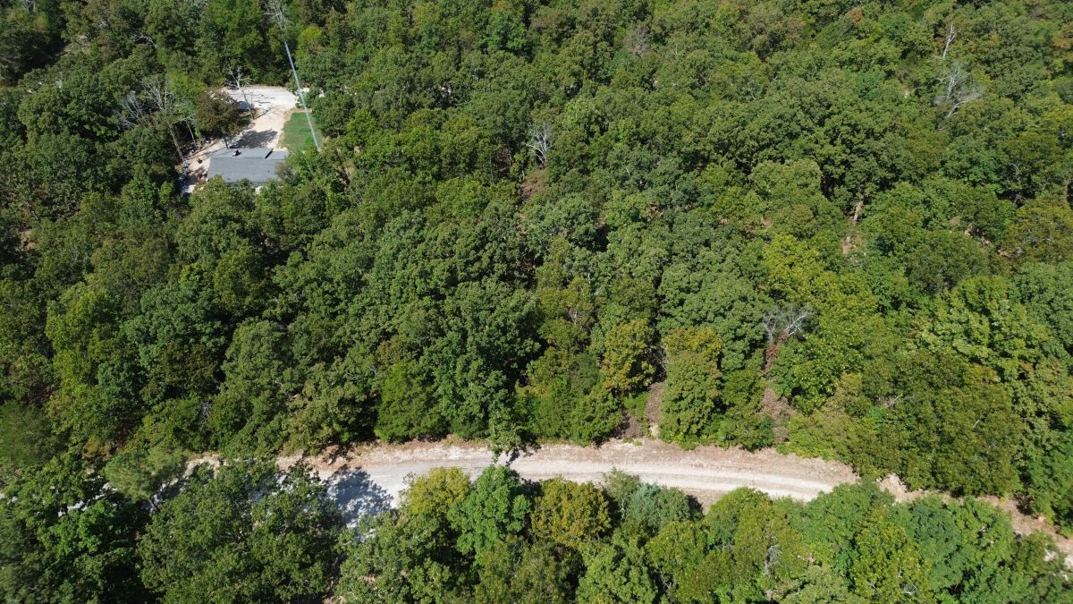 Lake Living Awaits! 0.55 Acres in Horseshoe Bend, AR - Image 4