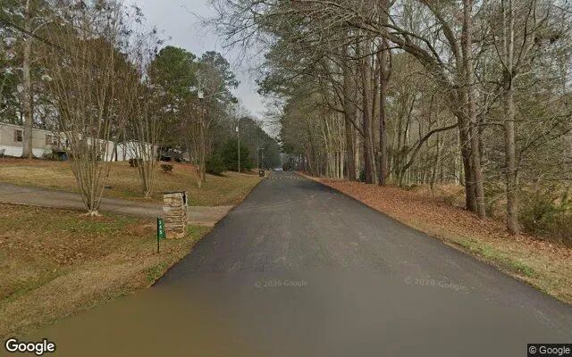 Decorative background for 0.55 Acres in Greensboro - Greene County, GA image 5
