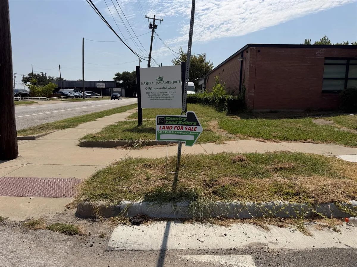 0.18 Acres with Owner Financing and $4,980 down in Dallas County Texas! - Image 4