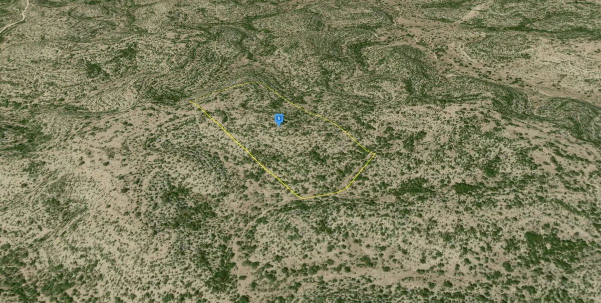 69.77 Acres – Cash Sale in Edwards County Texas! - Image 3