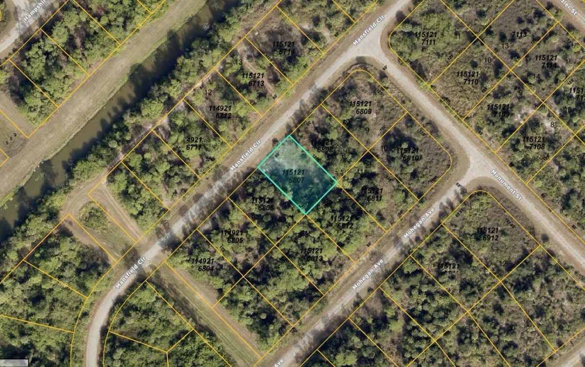 0.23-Acre North Port Lot in Sarasota County — Frontage on Mansfield Cir - Main image