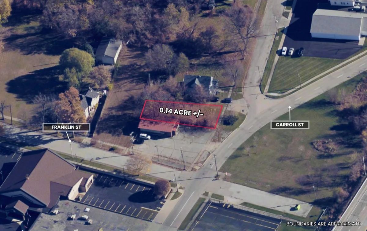 Decorative background for 311 CARROLL ST, SAGINAW, MI 48607 image 7