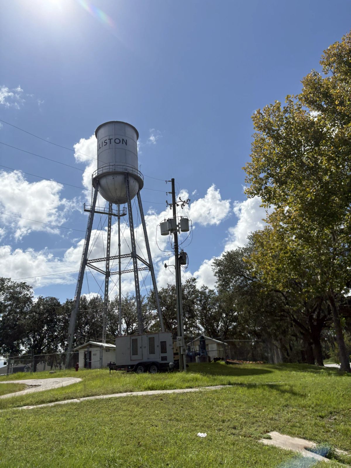 Decorative background for Build Toward a Simpler FL Life Affordably with Vacant Land image 12