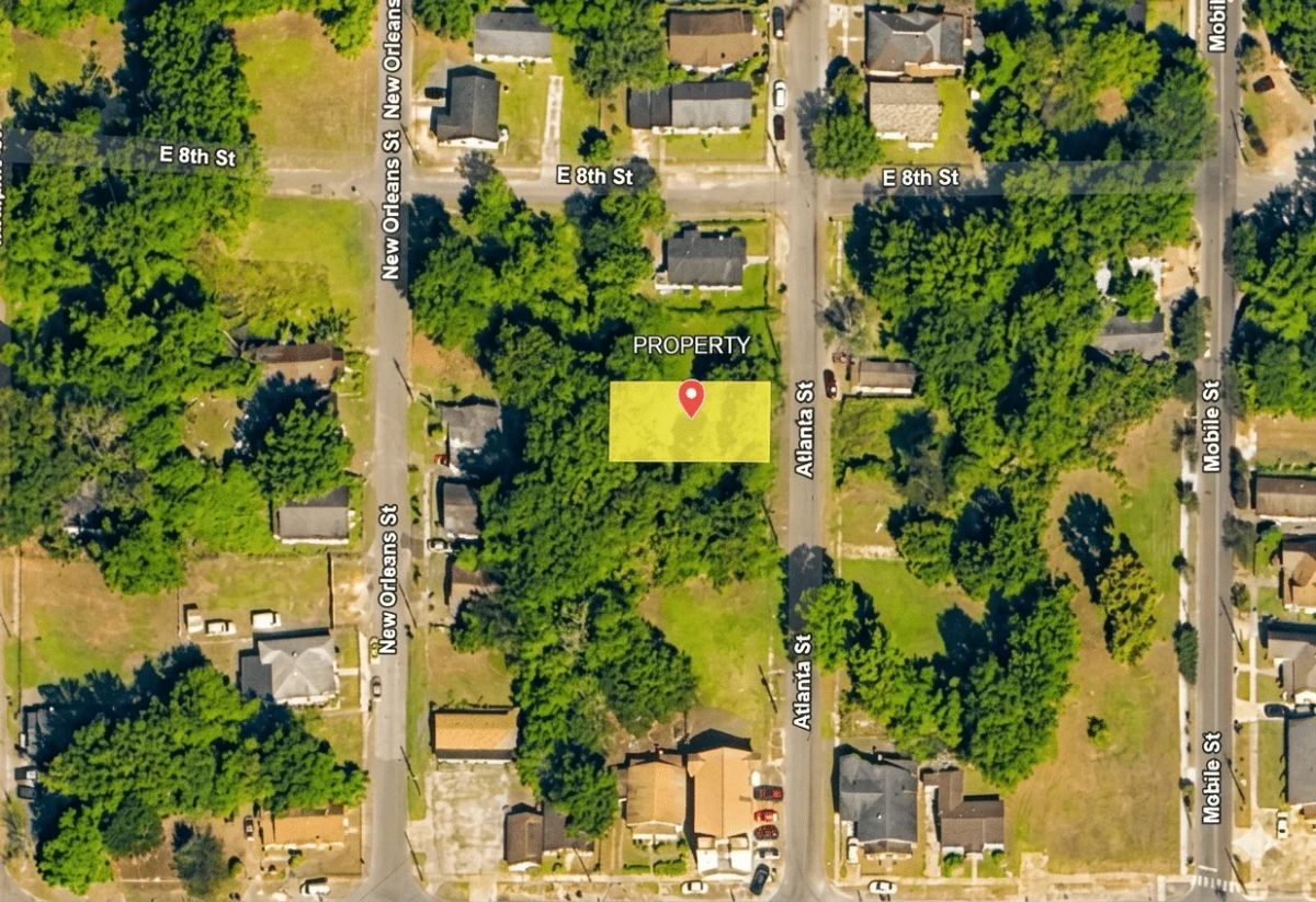 0.11-Acre Investment Lot Close to City - Image 4