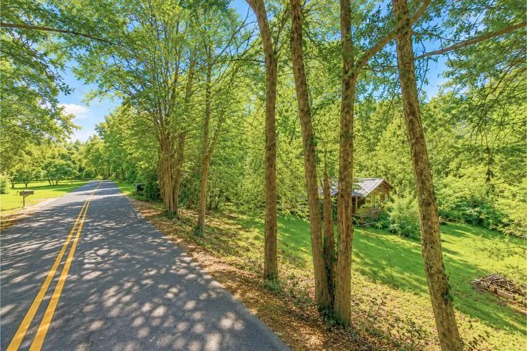 0.14-Acre Homesite in Laurel, MS - Image 2
