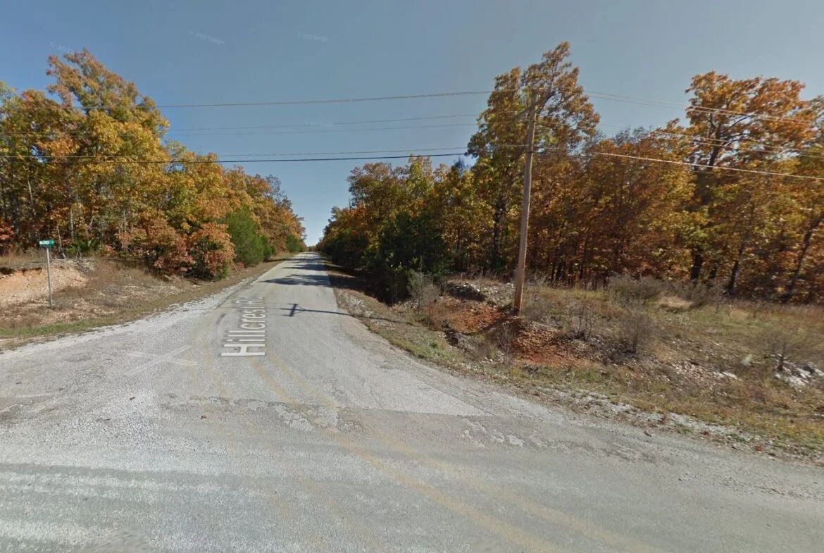 Double Lot Land for Sale in Arkansas Near Lake - Image 2