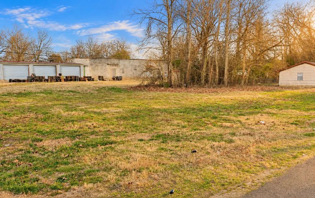 119 8TH ST, CLARKSDALE, MS 38614 - Image 2