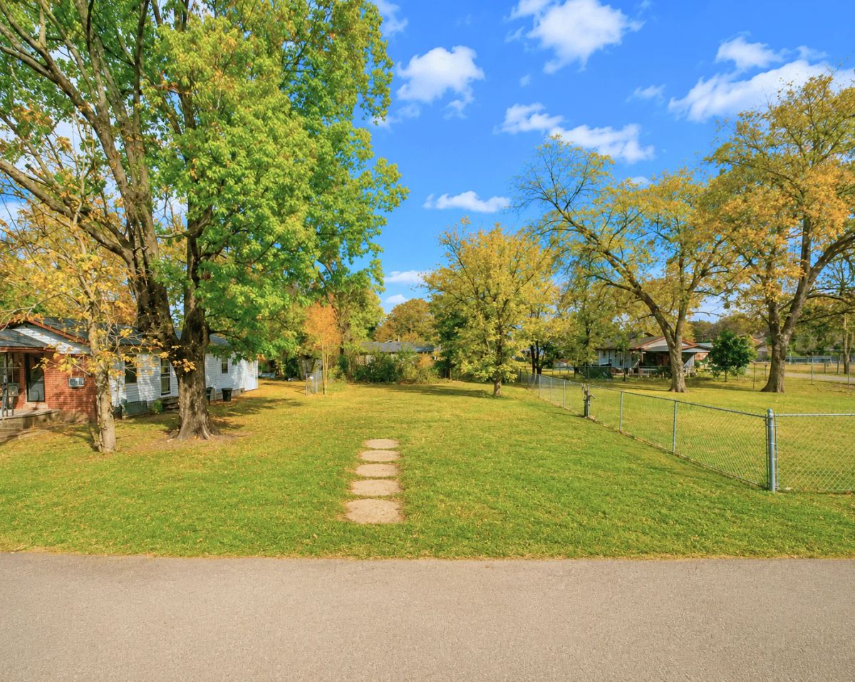 0.11-Acre Lot in Leland - Image 2