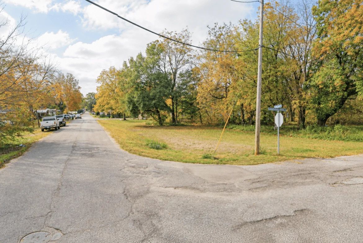 Decorative background for 0.06-Acre Corner Lot for Sale image 10