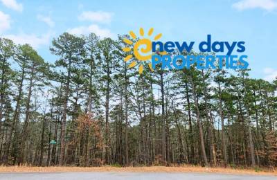 0.28-Acre Lot in a Prime Location in Fairfield Bay, AR