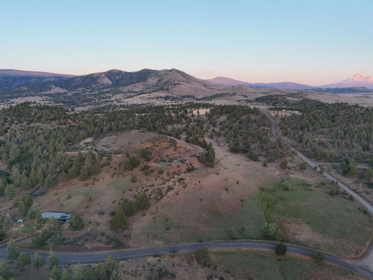 Power Close, Valley Views - Image 3
