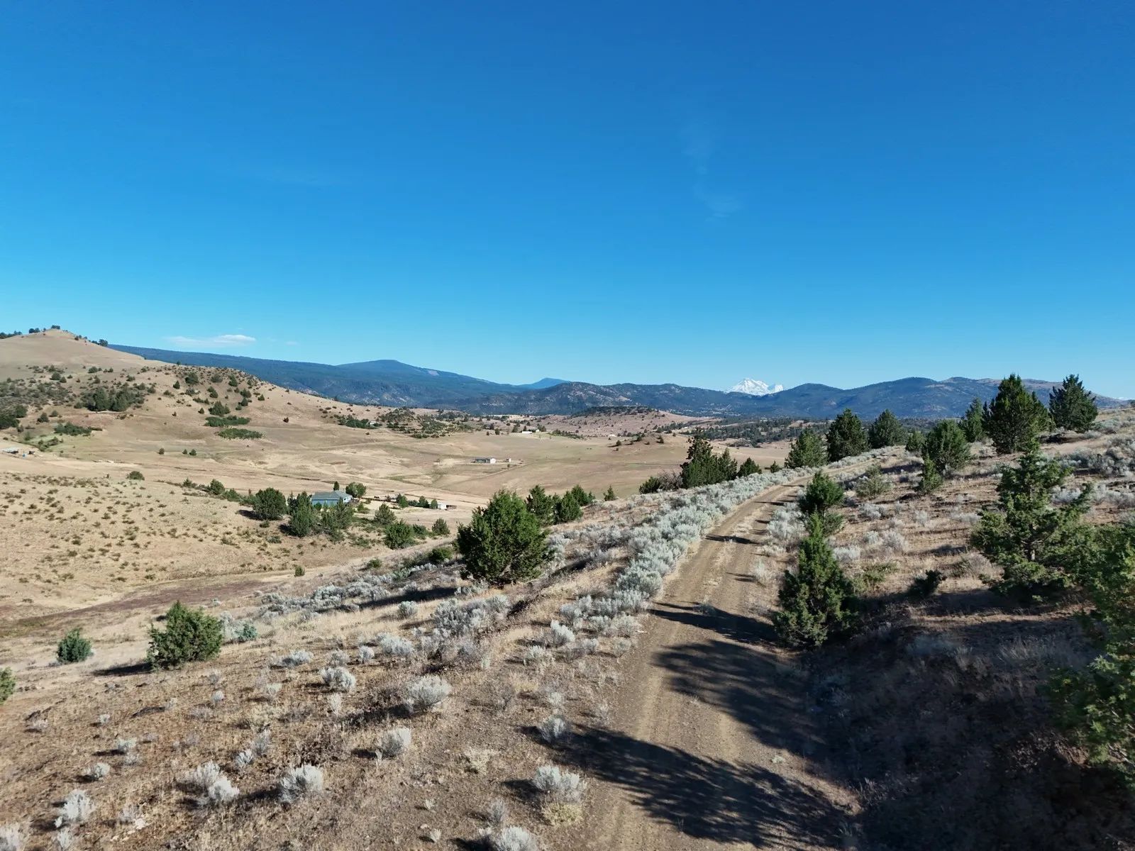 Large Propery near Iron Gate Resevior in Siskiyou County, CA