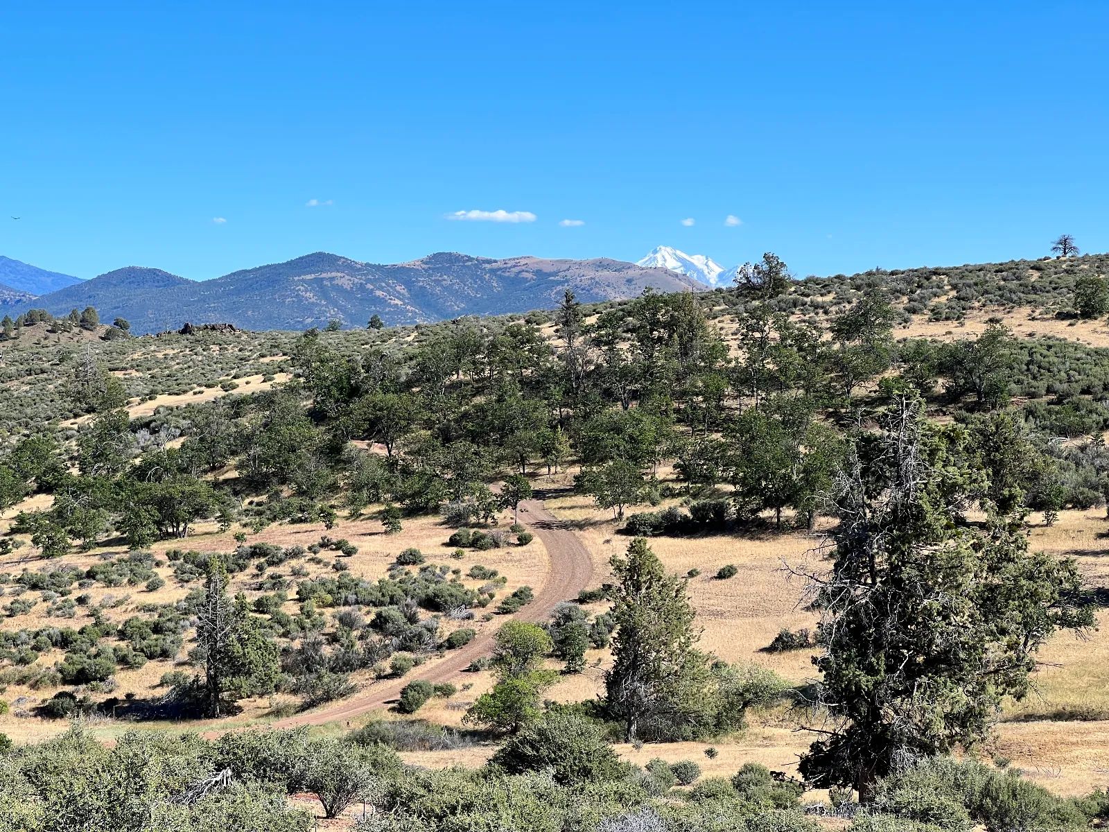 Great Water and Mountain Views in Siskiyou County, CA