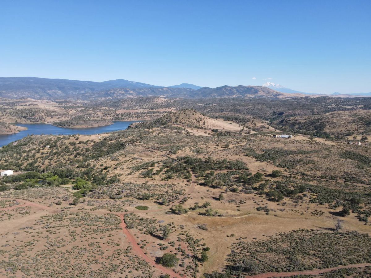 Great Water and Mountain Views - Image 4