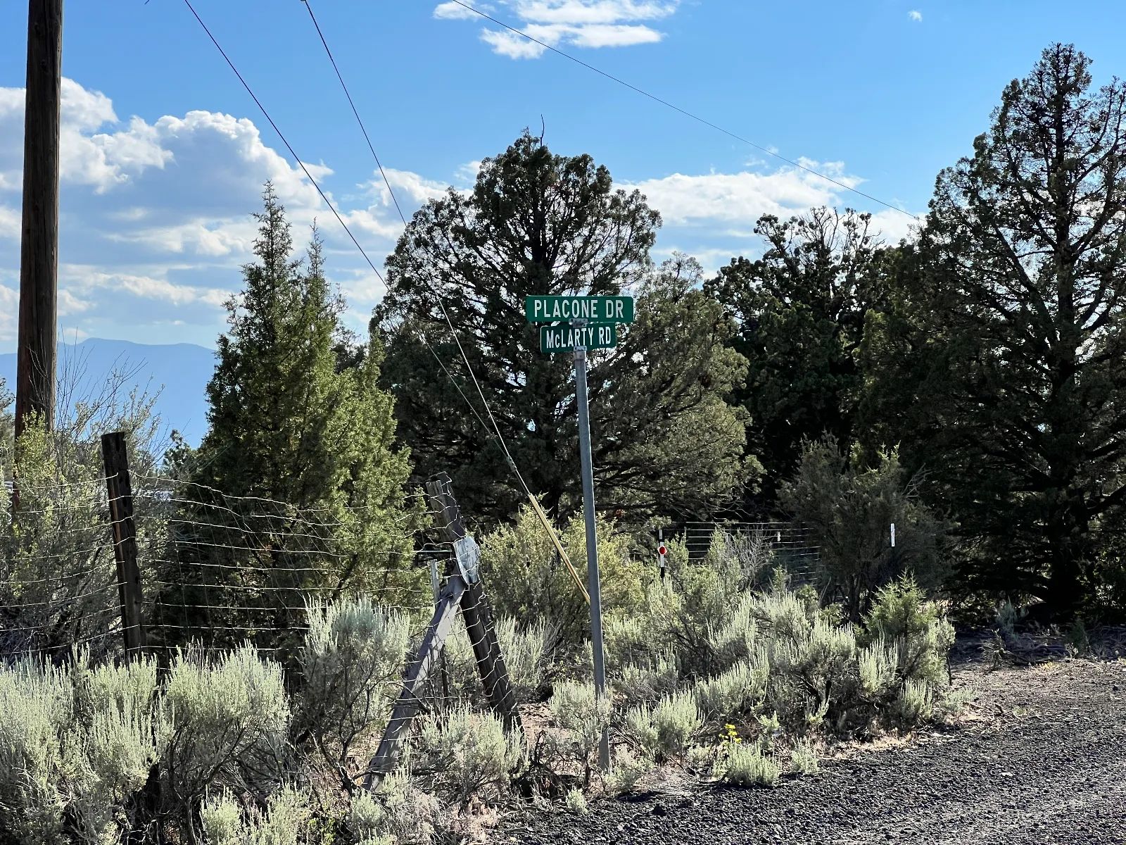 Corner Lot, Power at the Street, Great Homestead Area in Siskiyou County, CA