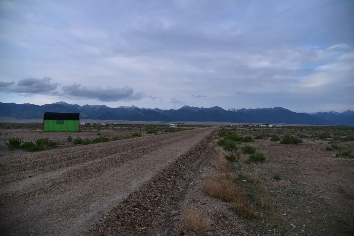 Quiet Property in Lazy KV Estates, Level Build Site