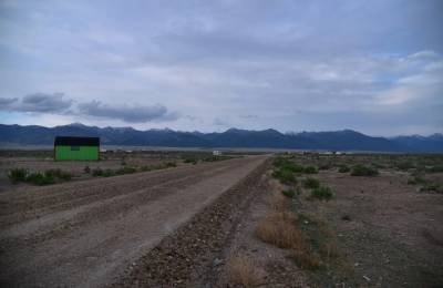 Quiet Property in Lazy KV Estates, Level Build Site