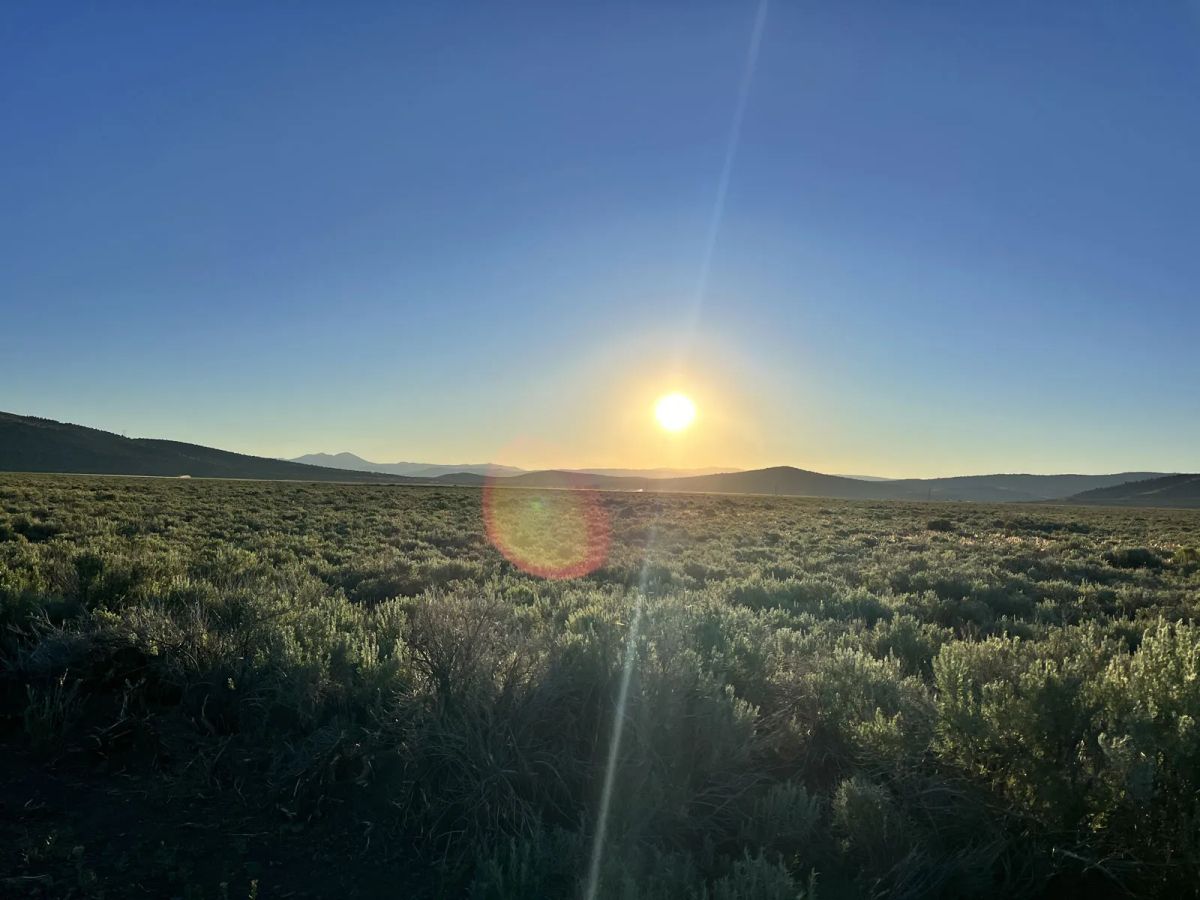 Decorative background for One hour from Susanville. Level Parcel image 7