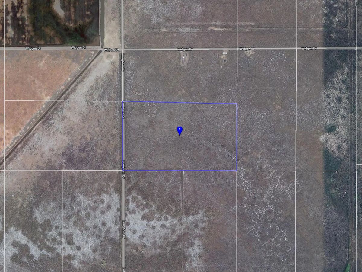 Decorative background for One hour from Susanville. Level Parcel image 18