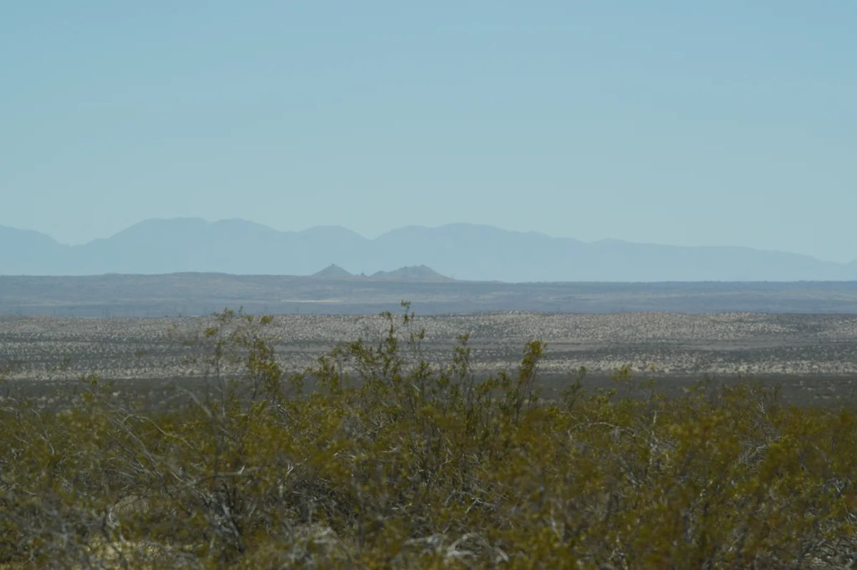 Decorative background for Less than 3 Hours to Los Angeles image 9