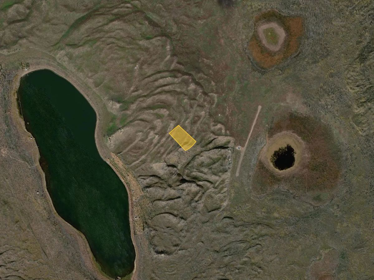 Decorative background for 4.8 Acres near Dune Lake image 9
