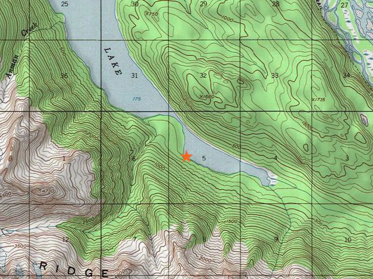 Decorative background for Lakefront Chilkat Lake image 18