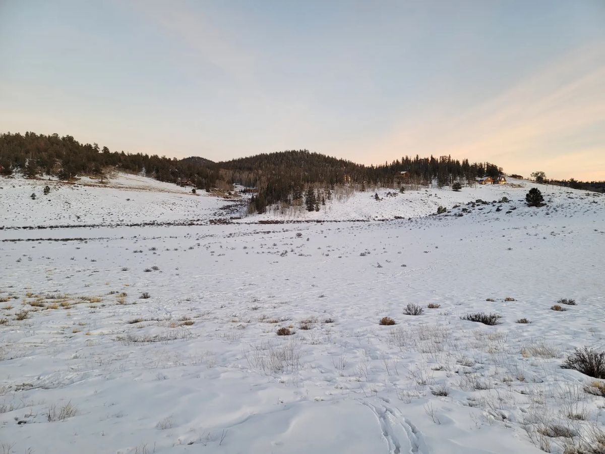 Decorative background for Well Maintained Road, Power Nearby image 7