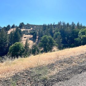 Campground Facility Included, Access to Klamath River in Siskiyou County, CA