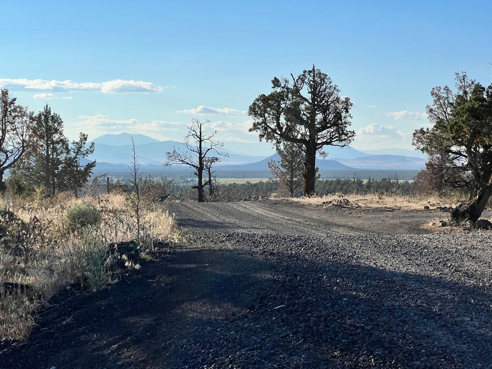 Great Homestead, Driveway, Gate, Power, Great Views in Siskiyou County, CA
