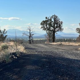 Great Homestead, Driveway, Gate, Power, Great Views in Siskiyou County, CA