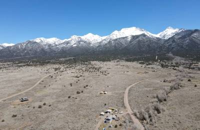 Expansive Land with Scenic Mountain Views