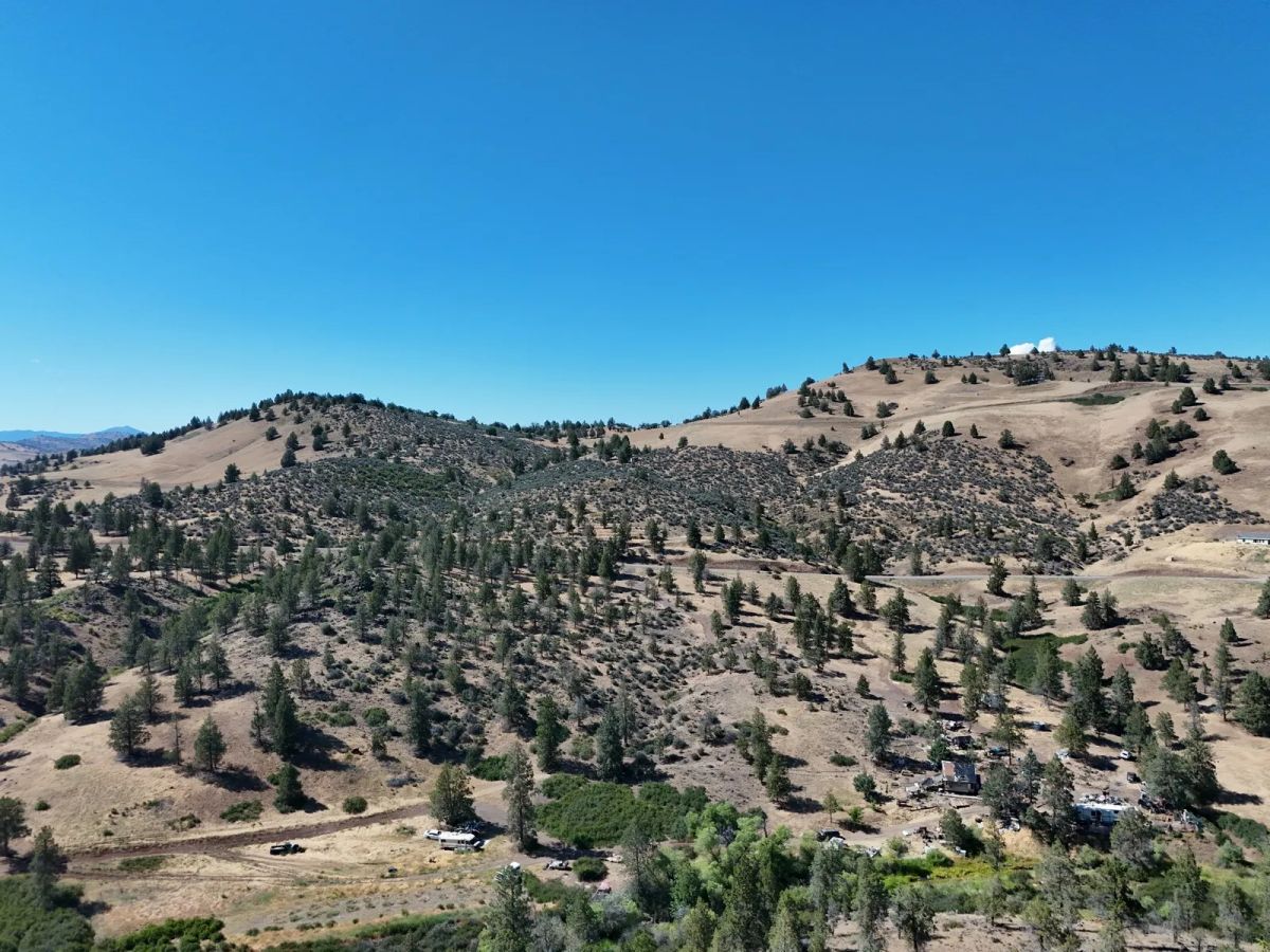 Decorative background for Elevated View Property with Gravel Road Access image 6
