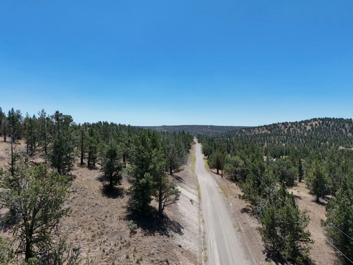 Decorative background for Power at the Street, Nice Gravel Road Access image 13